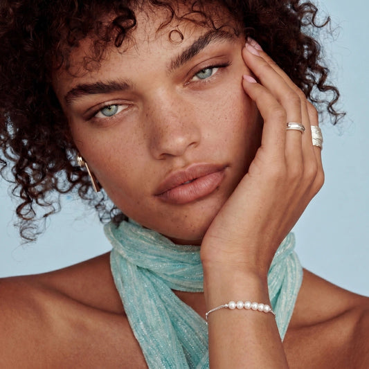 Pearl Whisper Bracelet Luxunae
