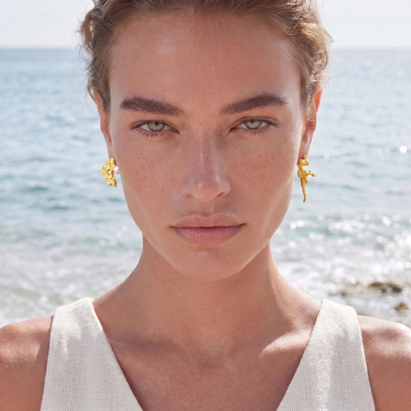 Coral Reef Asymmetrical Studs Luxunae