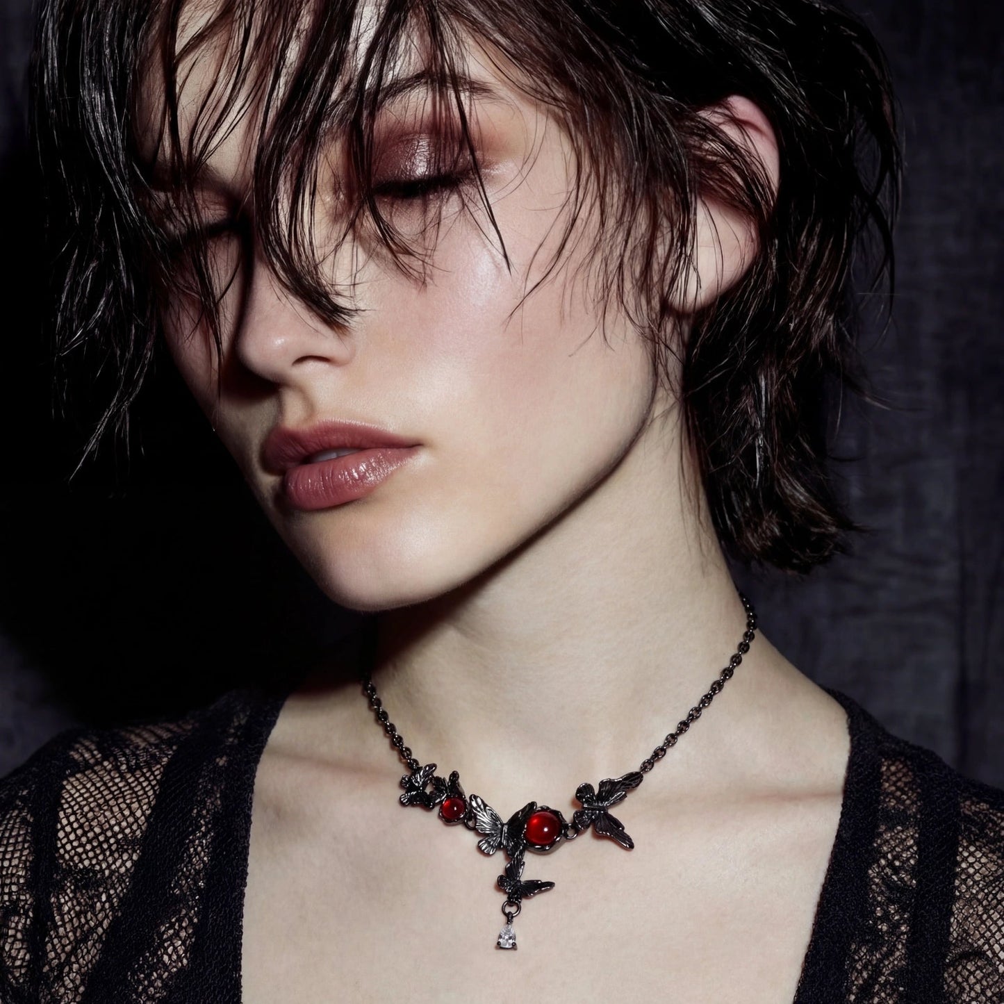 Gothic Rose Vine Necklace Luxunae